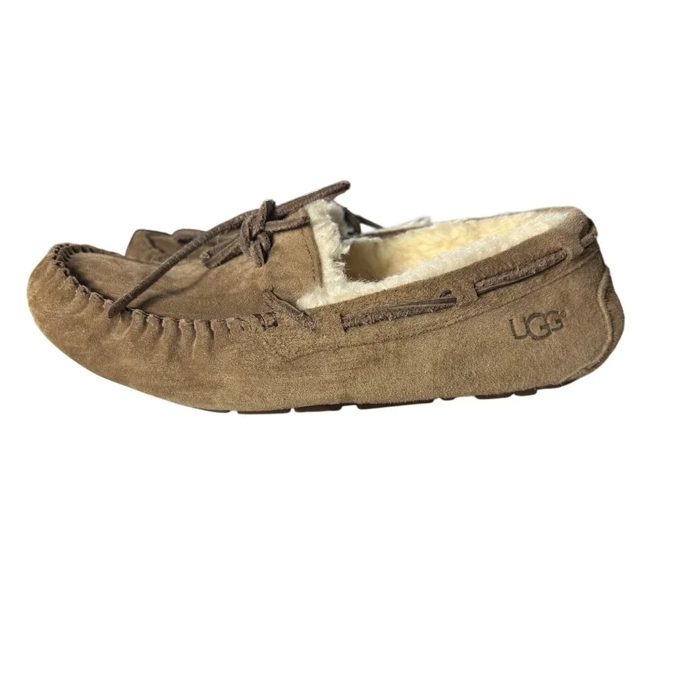 Ugg Womens Sz 6 Dakota Tan Suede Moccasin Slippers With Shearling Lining - Picture 3 of 7